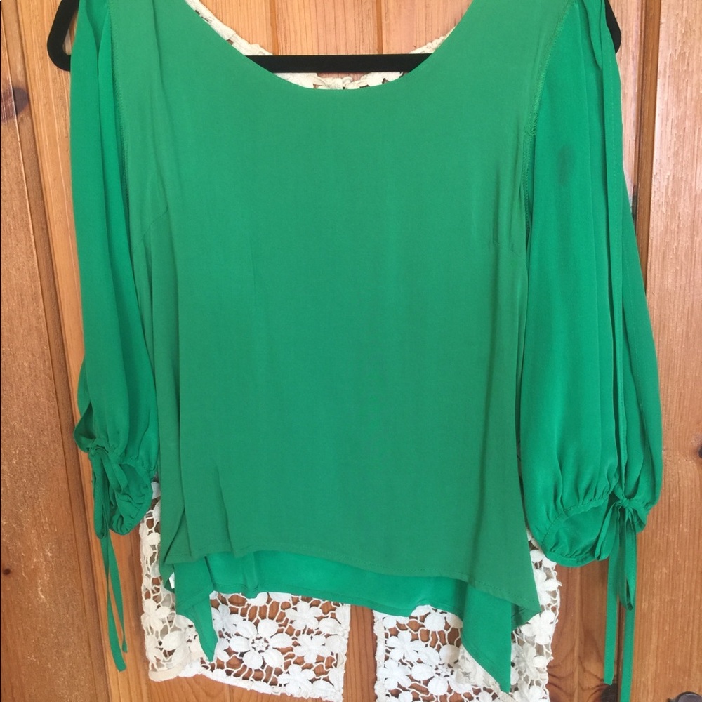 Green silk and crotchet, stunning blouse